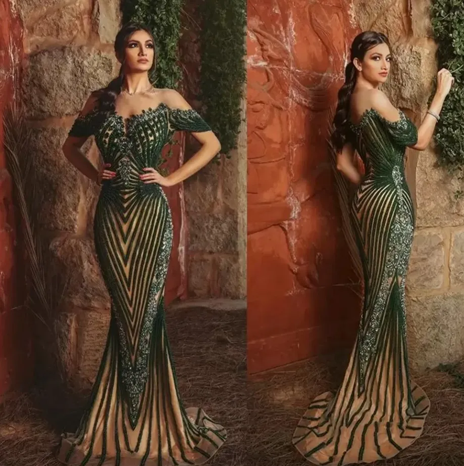 2022 Green Mermaid Suknie wieczorowe Sheer Jewel Neck Crystal Major Frezowanie Długie sukienki Prom Wzburzyć Custom Made Sweep Pociąg Formalne Party Suknie