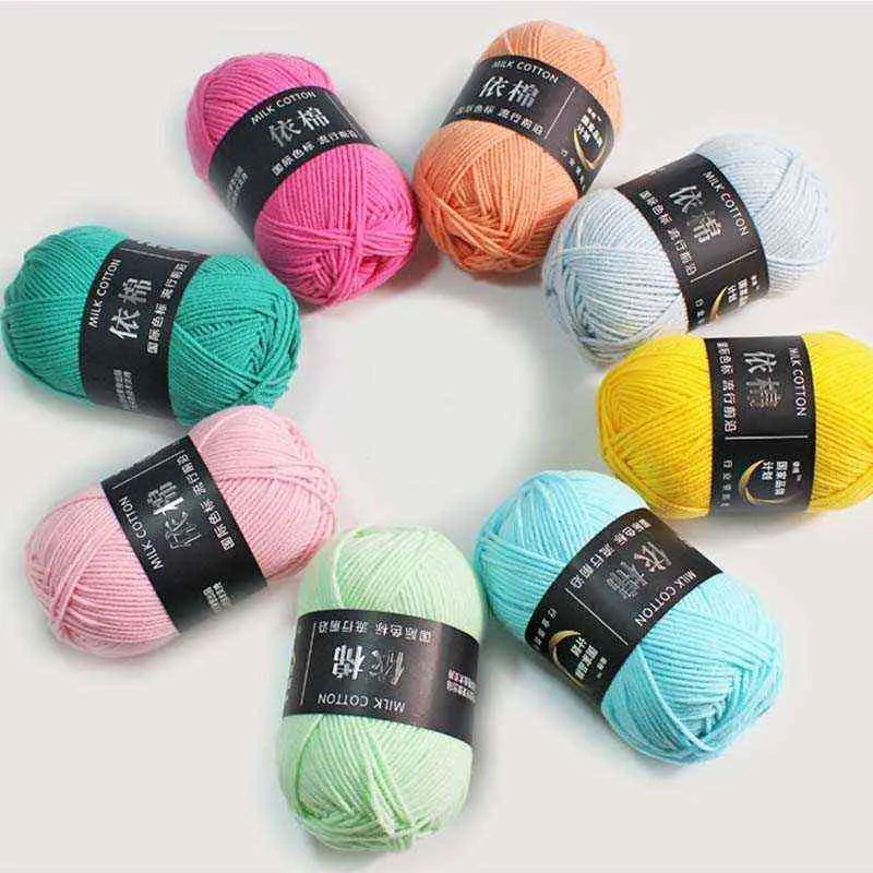 1PC 50g lait Coton Tricoté En Gros Pull 1PC Enfant lots Tricot Crochet Velours Fil Naturel Fil Super Doux Laine Soie Bébé Y211129