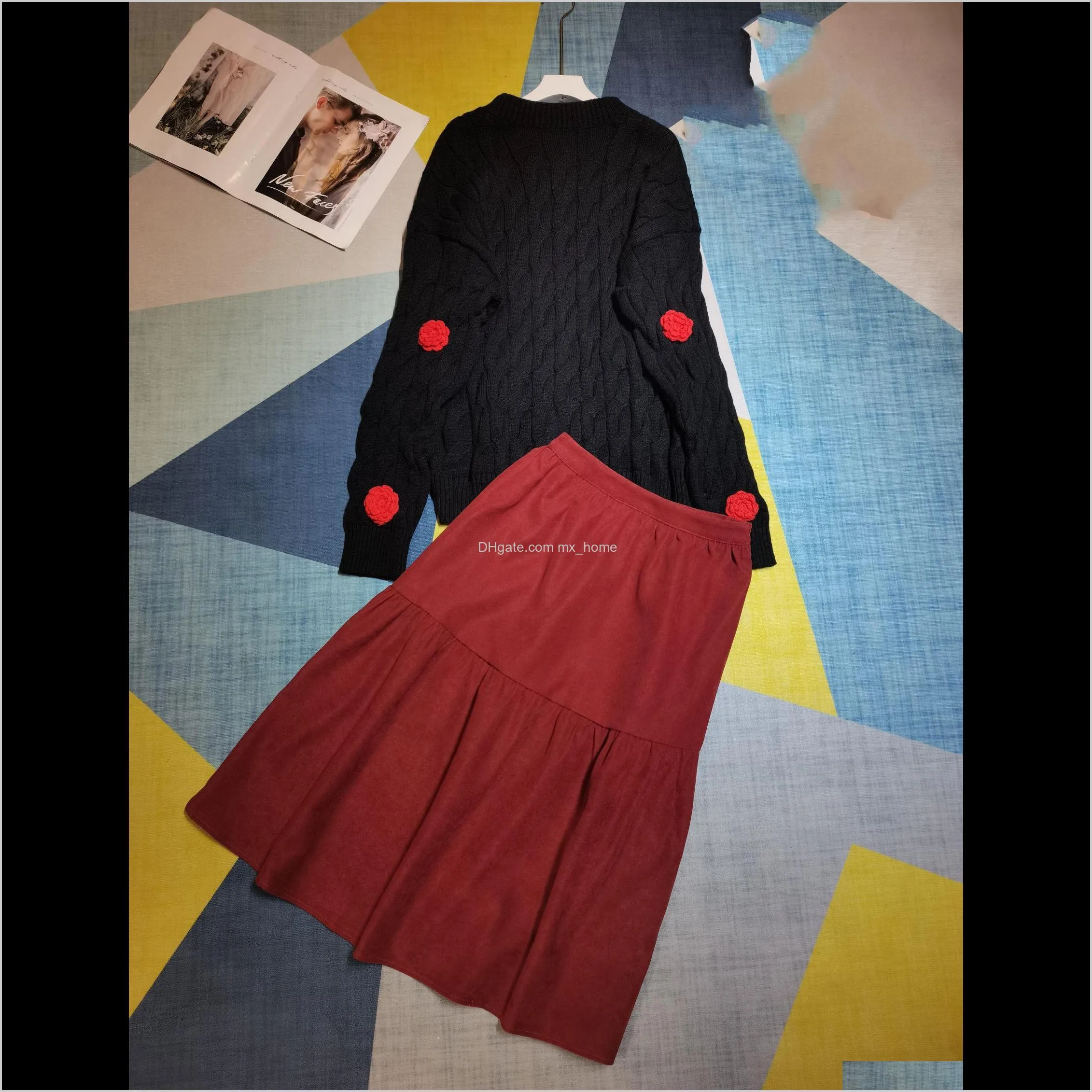 2020 autumn and winter new luxury design warm sweater skirt super classic children`s casual all-match cute skirt shipping