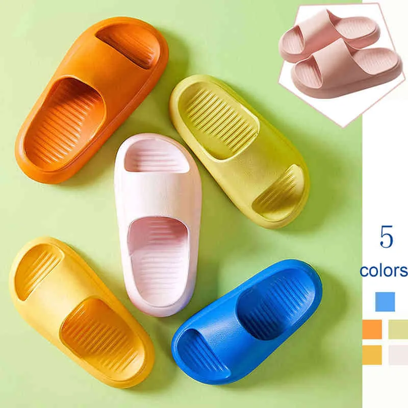 Barn Tofflor Non Slip Hemskor Mjukt Bottom Badrum Strand Slides Sandaler Toddler Boy Girl Flip Flops Barn Claquette G1218