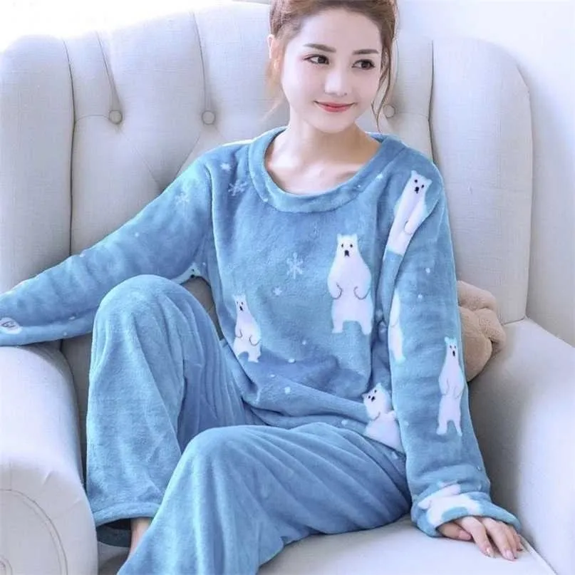 Flannel Pyjamas Winter Long-sleeved Sleepwear Strawberry Pajamas Set To Keep Warm Nightie Plus Size Lingere for Women 211105