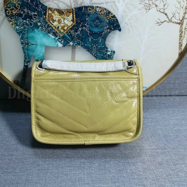 Womens Luxury Designers Handbags Envelope Bag Woman Chain Shoulder bags High quality Women Classic Postman Messenger Tote Purse