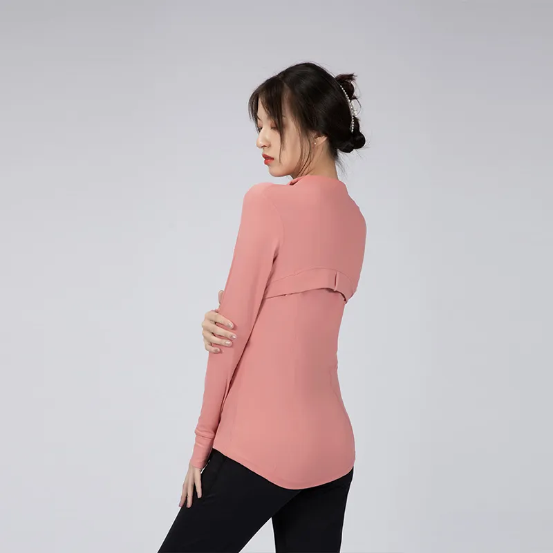 Offre spéciale ensembles actifs femmes vêtements de sport fermeture éclair à séchage rapide veste de sport vêtements d'extérieur Yoga Gym professionnel polyester neige vêtements de course