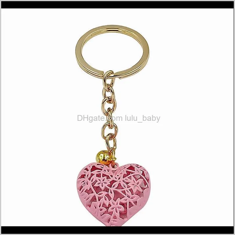 20pcs/lot Wholesale Hollow Heart Keychains Fashion Charm Cute Purse Bag Pendant Car Keyring Chain Ornaments Gift Keychains T200804 655