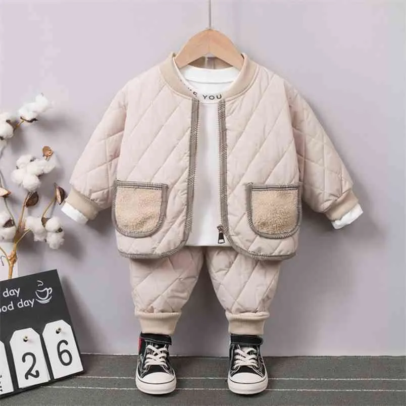 Ropa para niños Invierno Niños Niñas Espesar Cálido Traje de algodón Abrigo de manga larga Tops + Pantalones 2 piezas Ropa para niños pequeños 210528