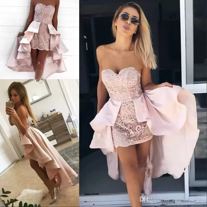 Moderno Sweetheart Lace High Baixo Baixo Vestido Homecoming Pálido Curto Prom Cocktail Vestidos com Trem Destacável de Cetim