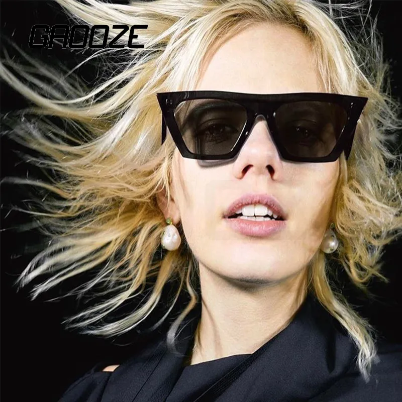 サングラス女性の正方形の眼鏡のための旅行ビンテージOculos工場価格専門のデザイン品質最新のスタイルの元の状態