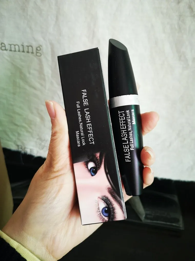 FALSE LASH EFFEKT ÖGON MASCARA Makeup M520 Full Lashes Natural Look Sexy Eyes Mascaras Waterproof Curling Eyelash Cosmetics Women Brand Eyes Make Up Grossist