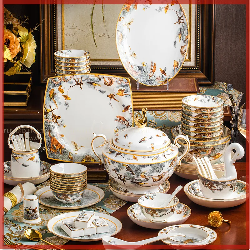 Service de Table Service de vaisselleEnsemble de Vaisselle en Porcelaine à  Motif de Noël de 30 pièces avec 6 Tasses, soucoupes, Assiettes à Dessert,  Assiettes à Soupe, Assiettes à dîner : 