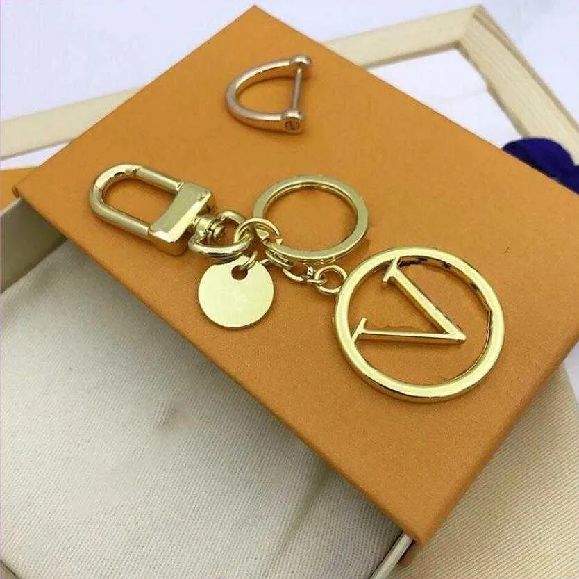 2021 KeyChain Designer Keychains Women Mens Charm New S Designers Nyckelkedjebrev Unisex med Box D217137F