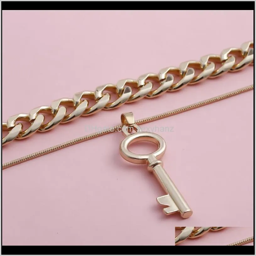 Punk Gold Color Key Thick Chain Multilayer Necklace for Women Girl Metal Geometric Charm Pendant Necklaces Party Jewelry