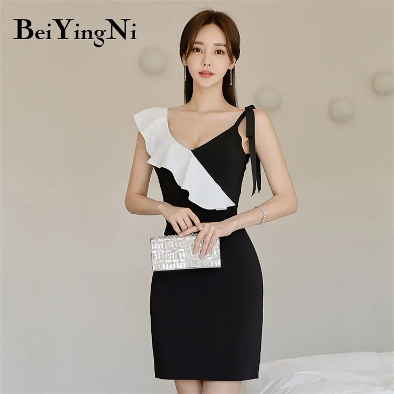 Deep V Mini Dress Women Ruffles Elegant Skinny Luxury Koreanska Strap Bodycon Dresses Ol Patchwork Vintage Party Kläder 210506