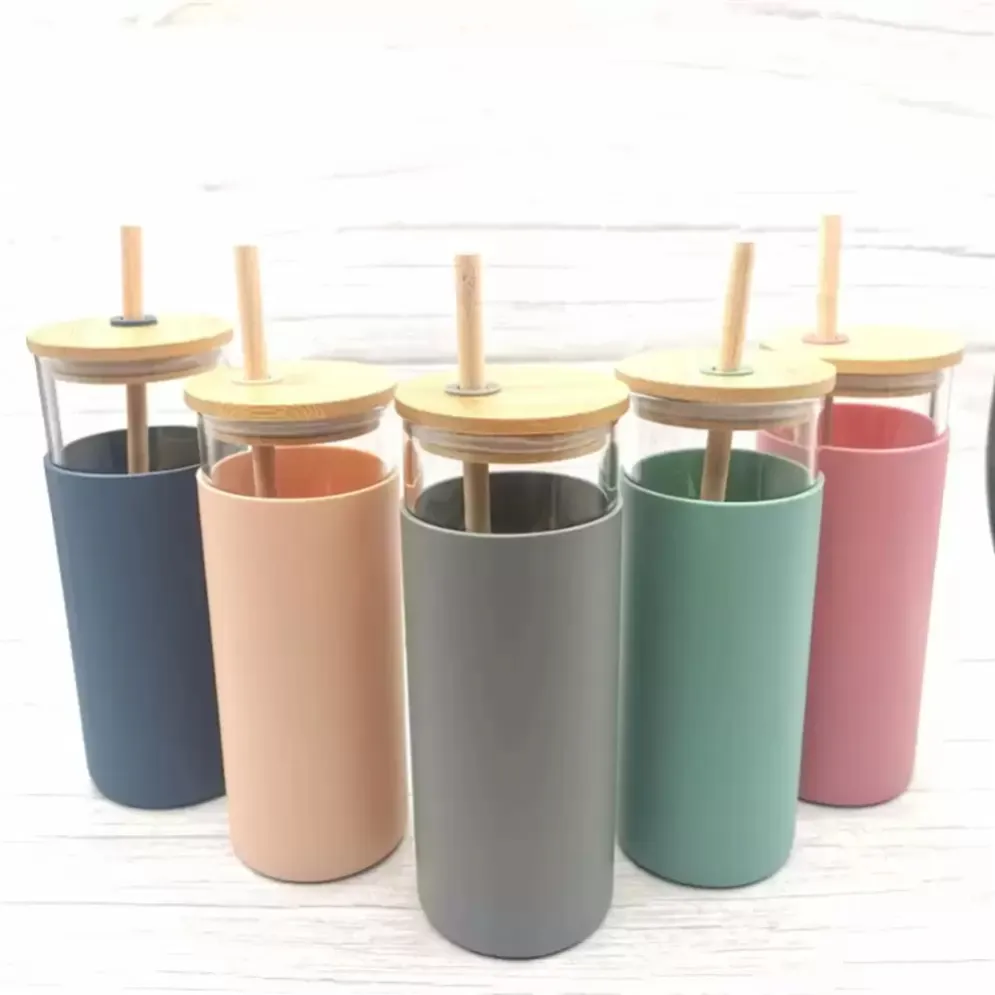 16oz Glass Mug Juice Milk Mugs with Silicone Sleeve Bamboo Lid and Straw Environment-friendly Novelty Tumbler Wine Bottle Office Car Panda Drinkware Xu 0210