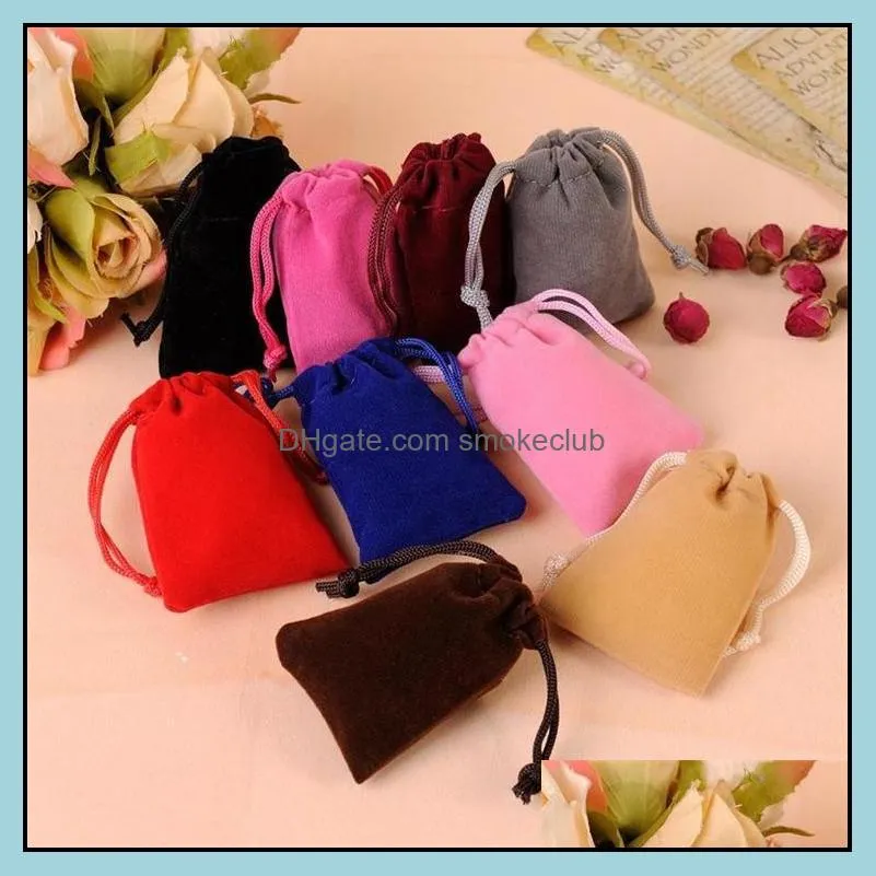 Soft Velvet Jewelry Pouches Storage Bags Rings Necklace Earrings Stud Bracelets Bangle Gift Drawstrings Packaging Bags