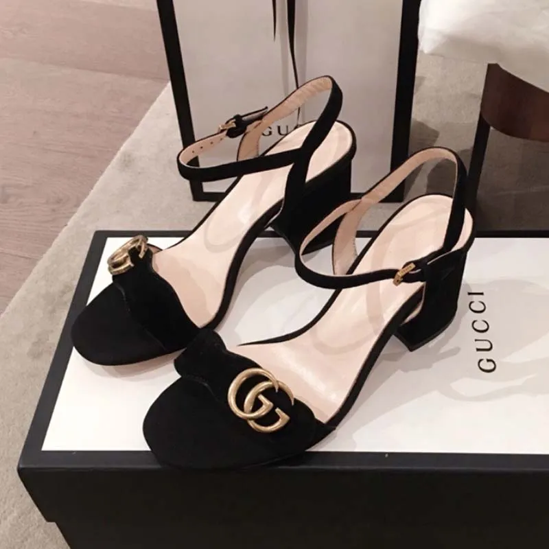 Klassiekers Dames Sandalen Luxurys Designers Gucci Slippers Mode Strand Dikke Bodem Slipper Alfabet Lady Sandal Lederen Hoge Hakschoenen Bagandshoe 08