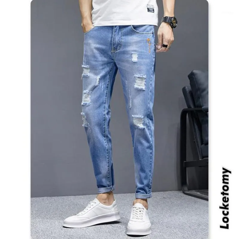 Mäns Jeans Sommar Mens Slim Passar Pants Skinny Koreansk Ankellängd Byxor Tunn Ripped Denim