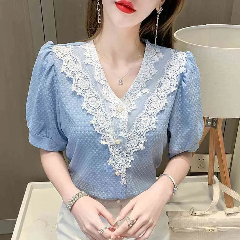 Summer Women Korean Fashion V-Neck Short-sleeved Casual Blouses Shirts White Sky Blue Lace Decoration Office Lady Elegant Tops 210515