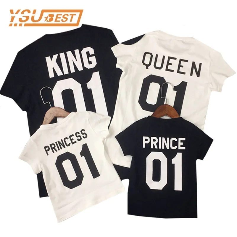 Verão Olhar 01 Rei Queen Prince Família Combinando Roupas de Manga Curta T-shirt Pai filho Mãe e filha Roupas 210417