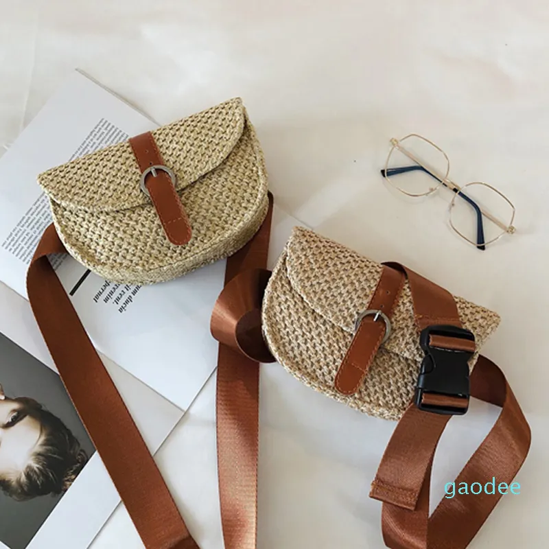 Designer-Waist Bags DAUNAVIA Straw Women Pack Bag Belt Design femminile Summer Beach Travel Fanny Girl Chest Borse a tracolla