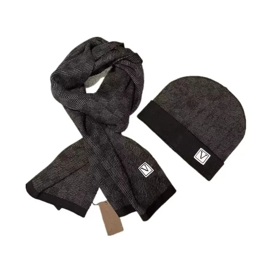 21 Nouveau Designer Écharpe Chapeau Ensemble Hommes Femmes Hiver Chaud Bonnet et Écharpes Ensembles Haute Qualité En Option Exquis Boîte Cadeau