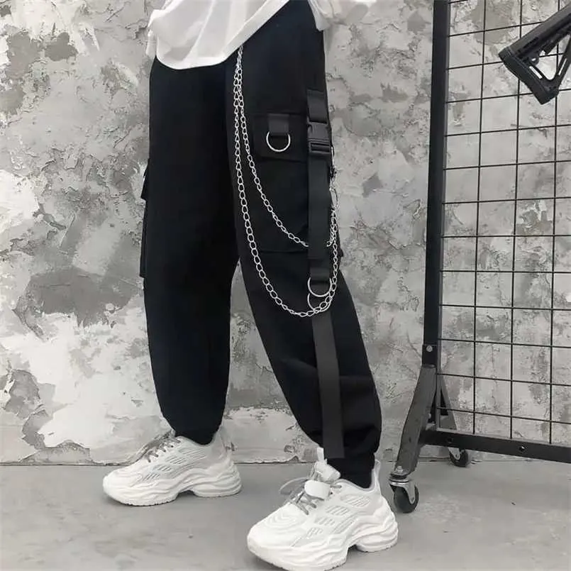 Pantaloni cargo Uomo Catene Pocket Punk Pantaloni sportivi neri Gothic Harajuku Pantaloni jogger Abbigliamento donna Hip-Hop Streetwear Techwear 211201