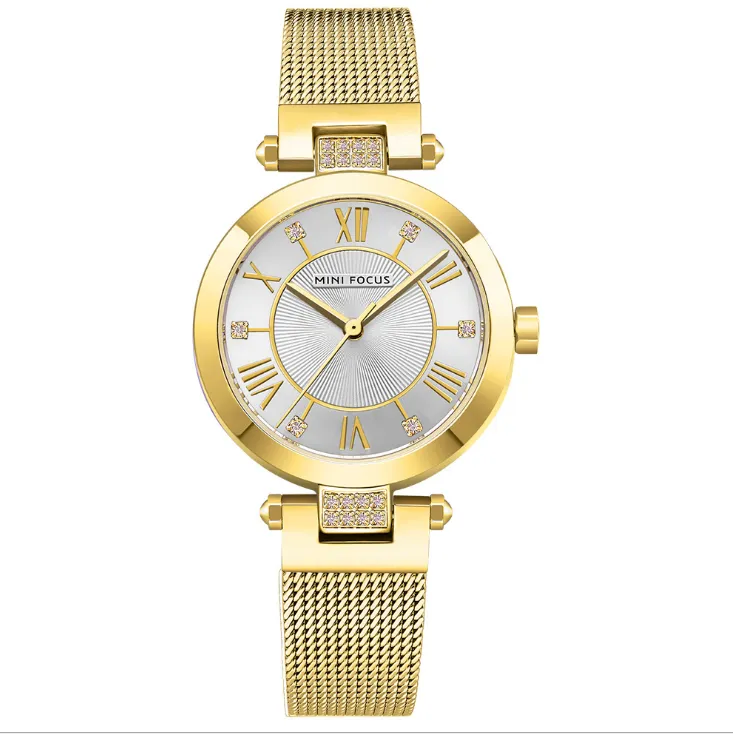 Charmig liten urtavla CWP Womens Watch Bekv￤m rostfritt st￥l Mesh Band Japanese Quartz Movement Diamond 43G Luxury Ladies Watches Mini Focus 0215L