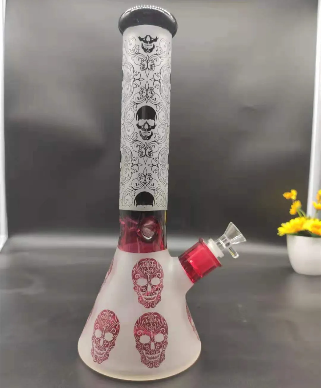 Bongo de vidro de 15 polegadas e 36 cm Caveira vermelha Tabaco Cachimbo de água Copo para fumar Bongs Coletor de cinzas de gelo Dab Plataformas de petróleo Tigela de 14 mm Haste inferior