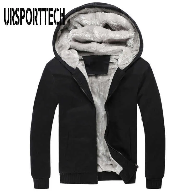 Black Hoodie Men Winter Jacket Men Fashion Thick Warm Hooded Sweatshirt Male Warm Fur Liner Sportswear Tracksuits Mens Coat 210528