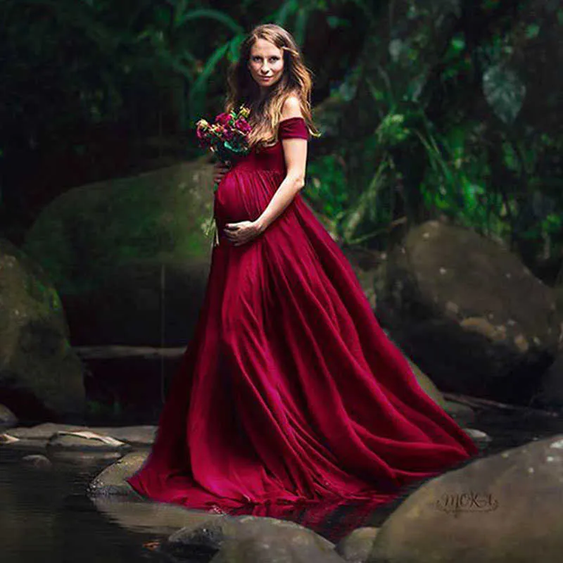 She Wore a Red Maternity Dress - Olney, MD - Liz Viernes Photography Blog