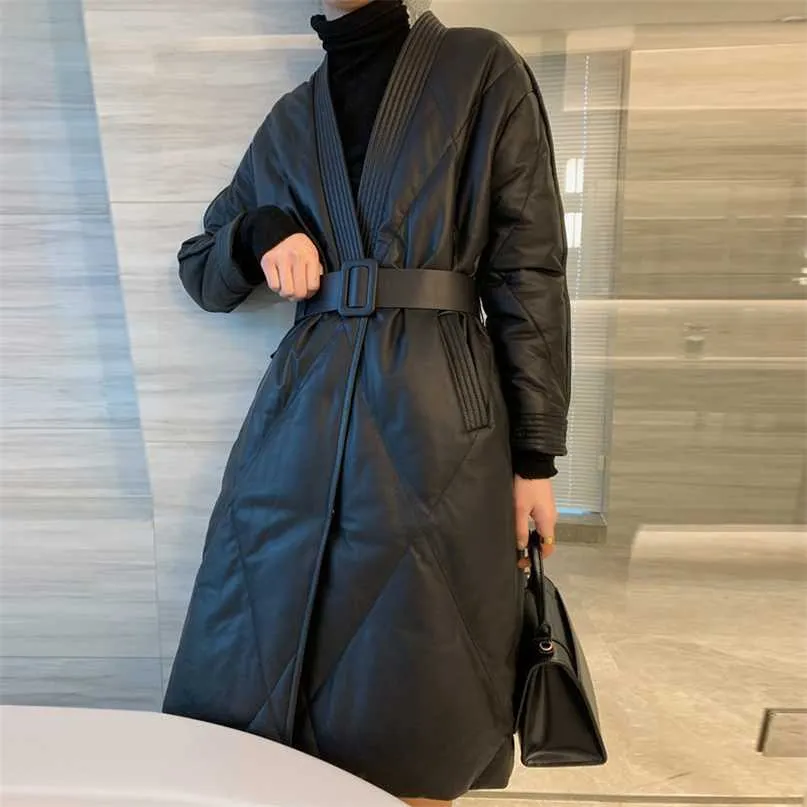 Черная кожаная женская пальто для зимней теплой длинной негабаритной женской тонкой хлопковой куртки 3XL верхняя одежда 211008