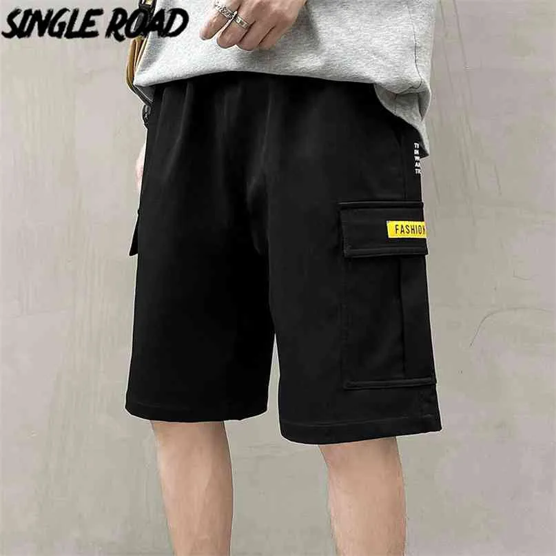 Pantaloncini cargo da uomo Single Road Tasche laterali estive Pantaloni corti Hip Hop Maschile giapponese Streetwear Casual per 210713