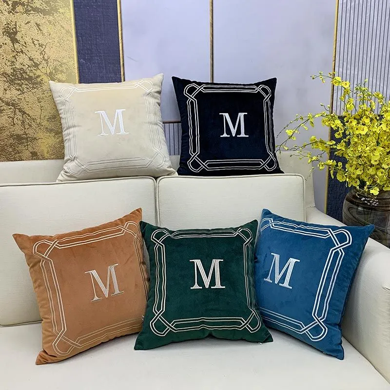 Square Letter H M Designer Decorative S Designers Cushion Fashion Pillow Home Decor Furniture