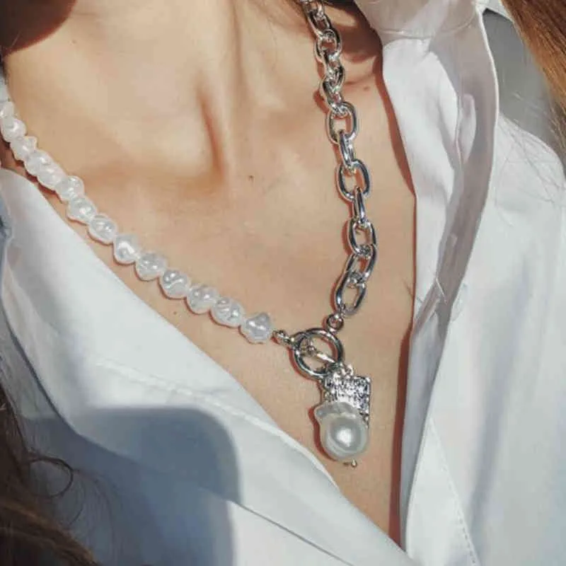 Chunky Pearl Choker Necklace For Women - Gold Layered Beaded Necklace With Punk Cuban Chain