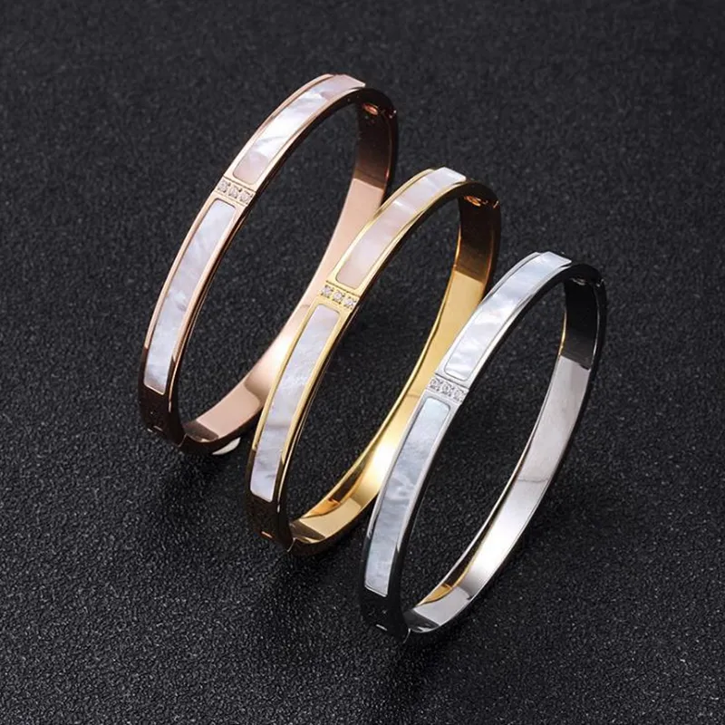 Luxury designer Titanium Steel Bangle Bracelet Fashion Bangles for Womens Wristband Jewelry not fade 2 Colors-c11