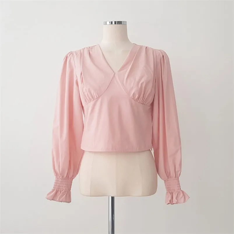 Women's Spring Autumn Top French Style V-neck Pleated Solid Color Puff Sleeve Blouse Slim Short Female Tops GX441 210507