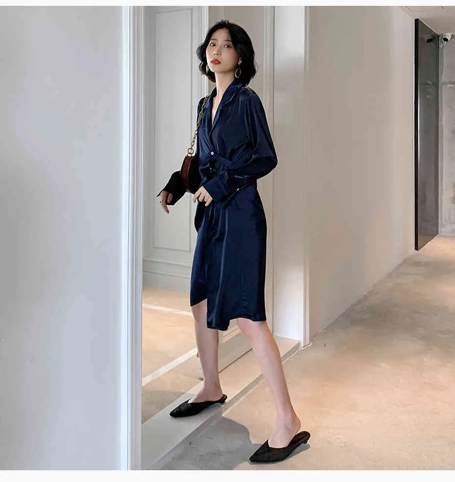 Maxi Dress Silk Knit Dress Womens Early Spring Satin Robe Dress Glossy  Temperament, Mid Length, Single Breasted Button Design From Bai06, In Bulk