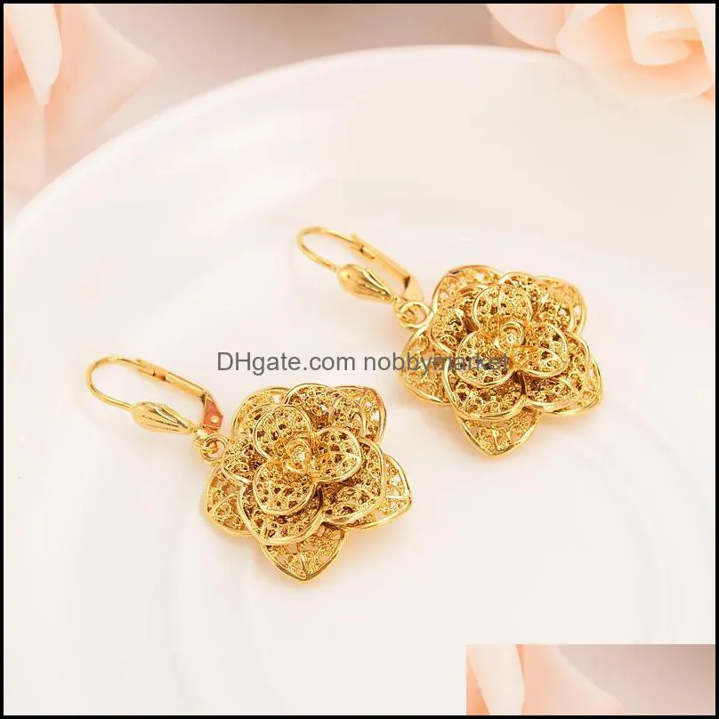 Earrings & Necklace Gold Dubai India Flower Pendant Necklaces Chain For Women Jewelry Sets Wedding Bridal Girls Christmas Gifts