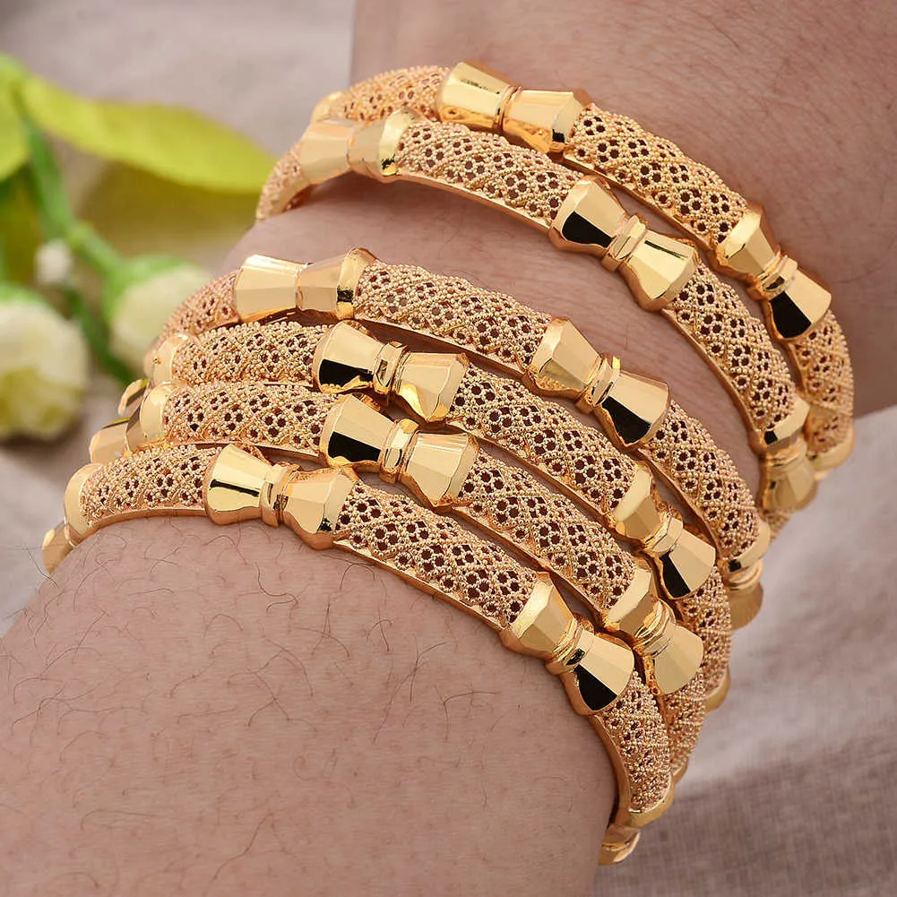 6pcs / lot Petit Papillon Afro Bracelets Or Couleur Bracelet pour Femmes Dubaï Mariée Mariage Bracelet Africain Arabe Bijoux Moyen-Orient Q0717