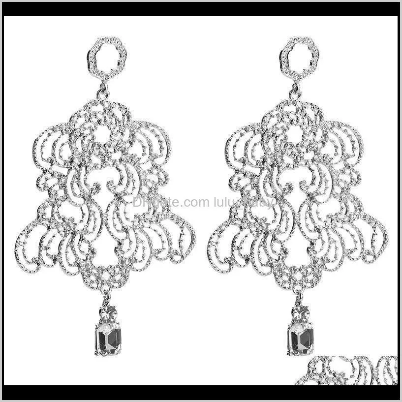 exaggerated alloy carved earrings women`s noble and elegant atmospheric ear accessories new product