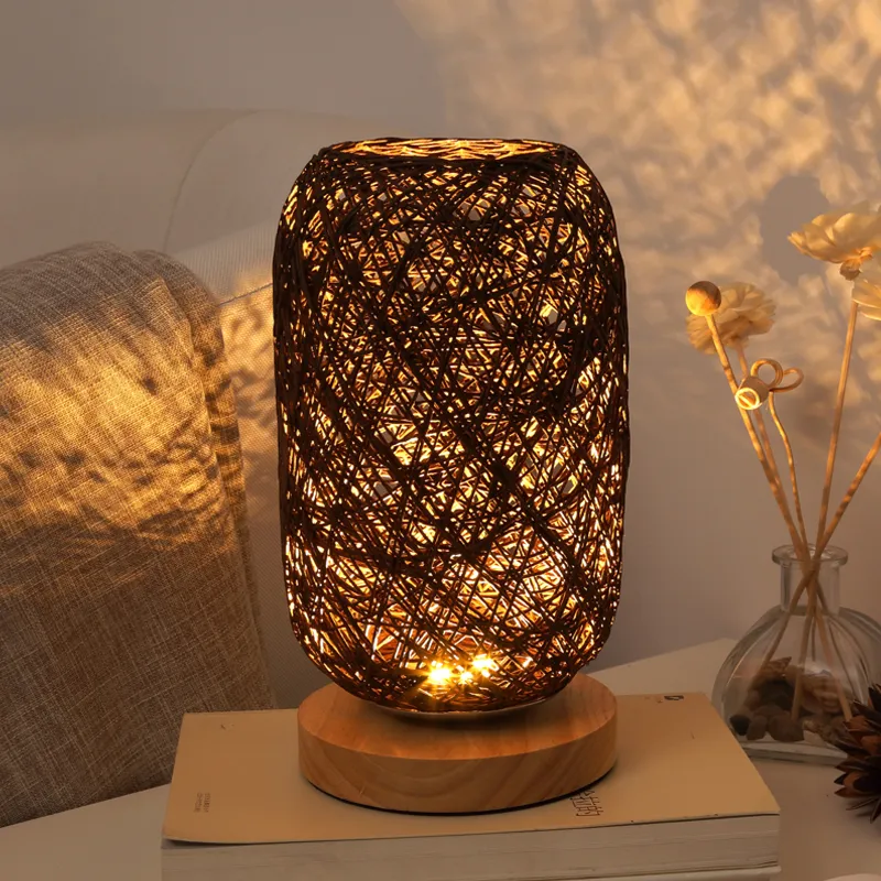 Nordic Trä Bordslampa Sovrum Sänglampor Konst Dekoration Skrivbord Ljus Rattan Twine Boll Lighting