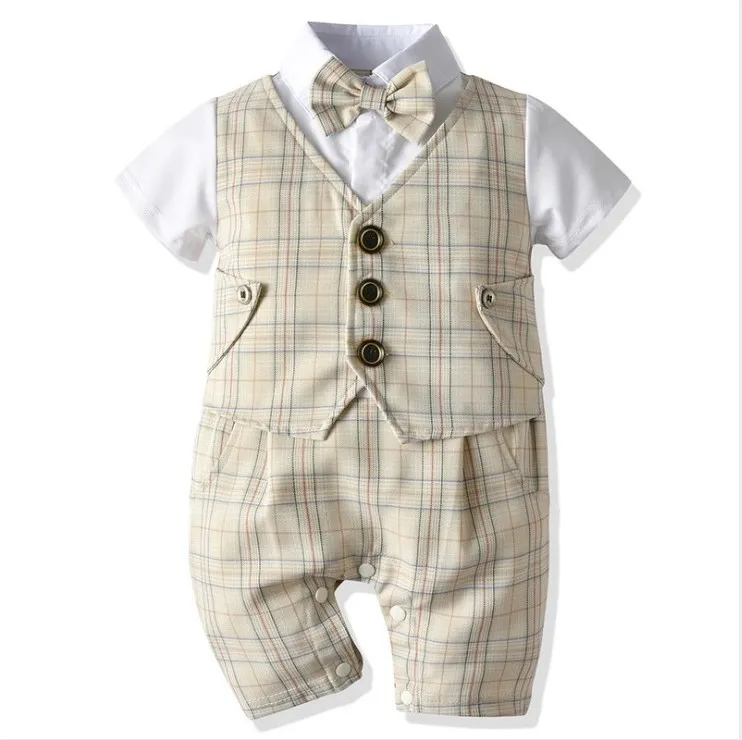 Gentleman Style Baby Boys Pajacyki Letni chłopiec Kombinezony z krótkim rękawem z muszką Bawełniany maluch Plaid Romper Niemowlęta Skręcić w dół Kołnierz Onesies Kombinezon dziecięcy