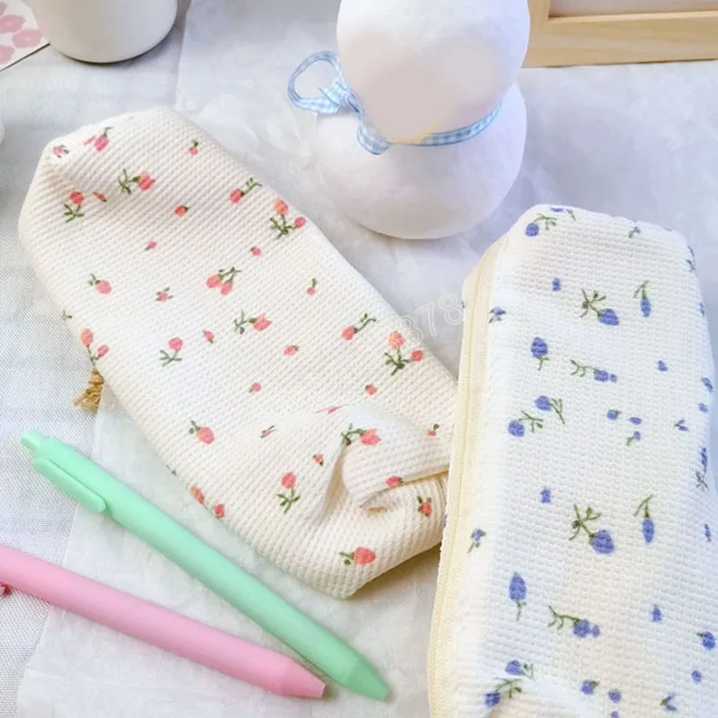 Piccolo astuccio cosmetico con stampa floreale con cerniera Ins Borse per cancelleria in stile Personalità colorata Borsa per il trucco di colore dolce