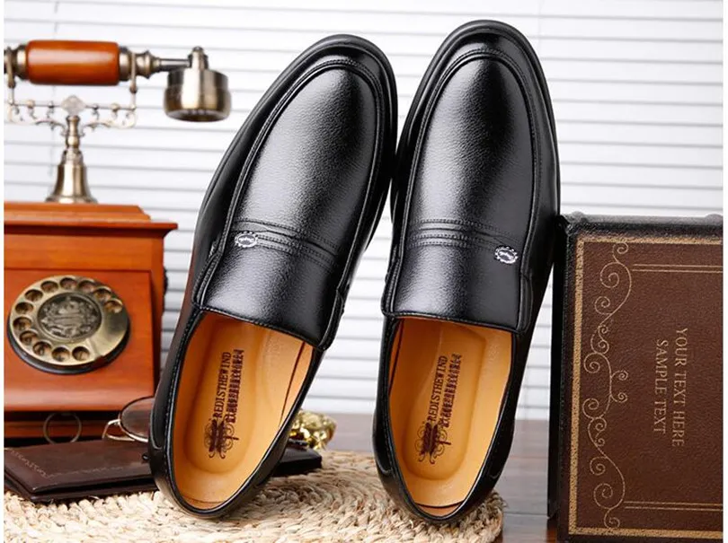 Genuine Leather Shoes Men Business Oxfords Casual for man High quality Formal Dress Gentle Luxury designer shoes Slip-On with big size us6-us11.5 factory price