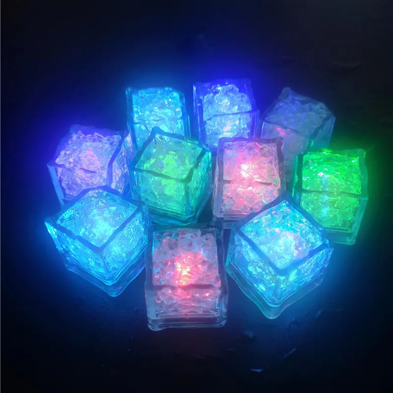 Cubes de glace lumineux LED, 12 pièces, clignotant lent, couleur changeante, tasse lumineuse sans interrupteur, décoration pour fête de mariage et Halloween