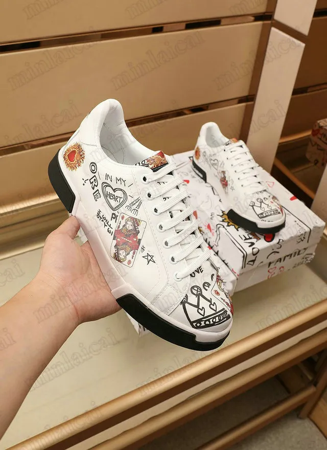 Designer-Schuhe Portofino bedruckte Graffiti-Geranien-Patch-Sneaker Italien Triple White Leather ACE Sneaker King of Love Flower Heart Diamond Plateau-Freizeitschuh