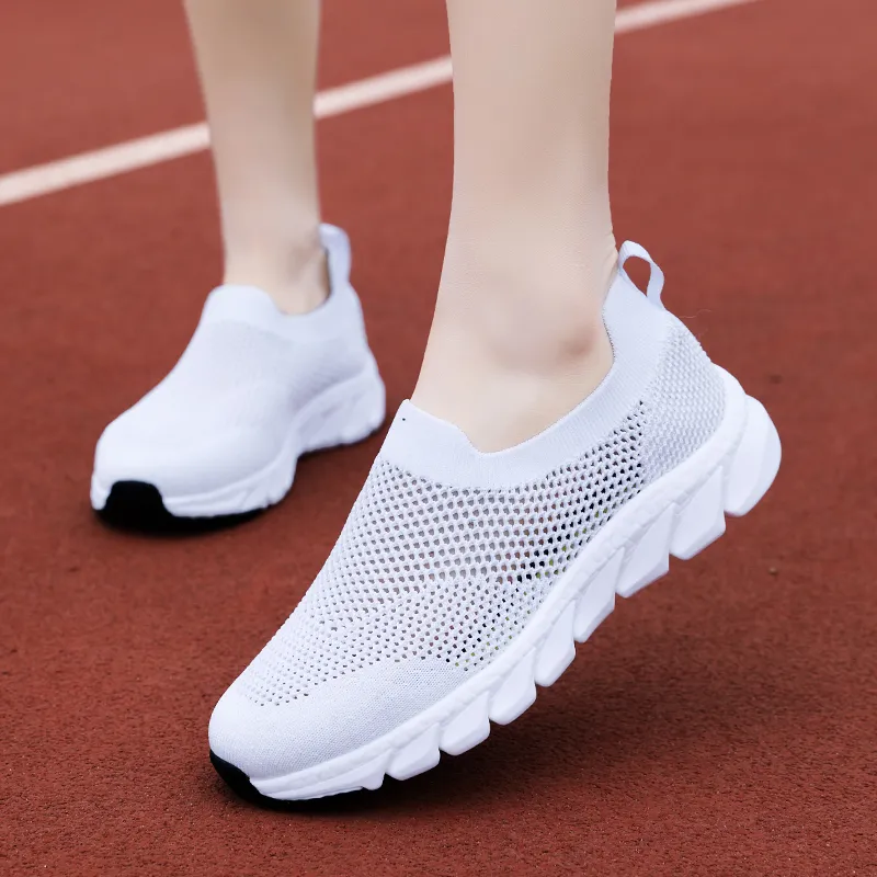 Summes scarpe casual da donna mesh traspiranti scarpe alla moda fondi morbidi sneakers sportive da donna taglia grande 41