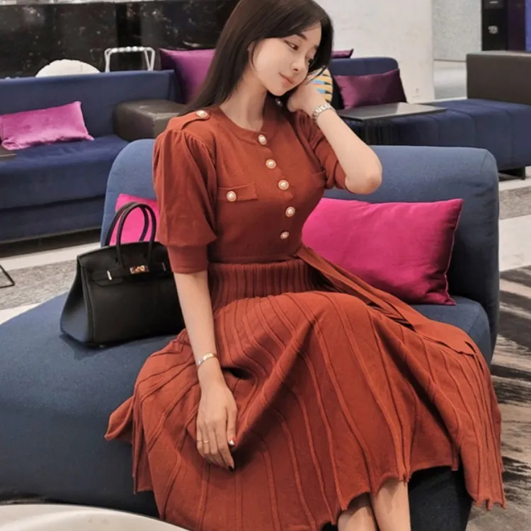 기질 여자 우아한 버튼 니트 스웨터 Pleated 드레스 한국어 여름 퍼프 슬리브 knitt 미디 드레스 Vestidos 210518