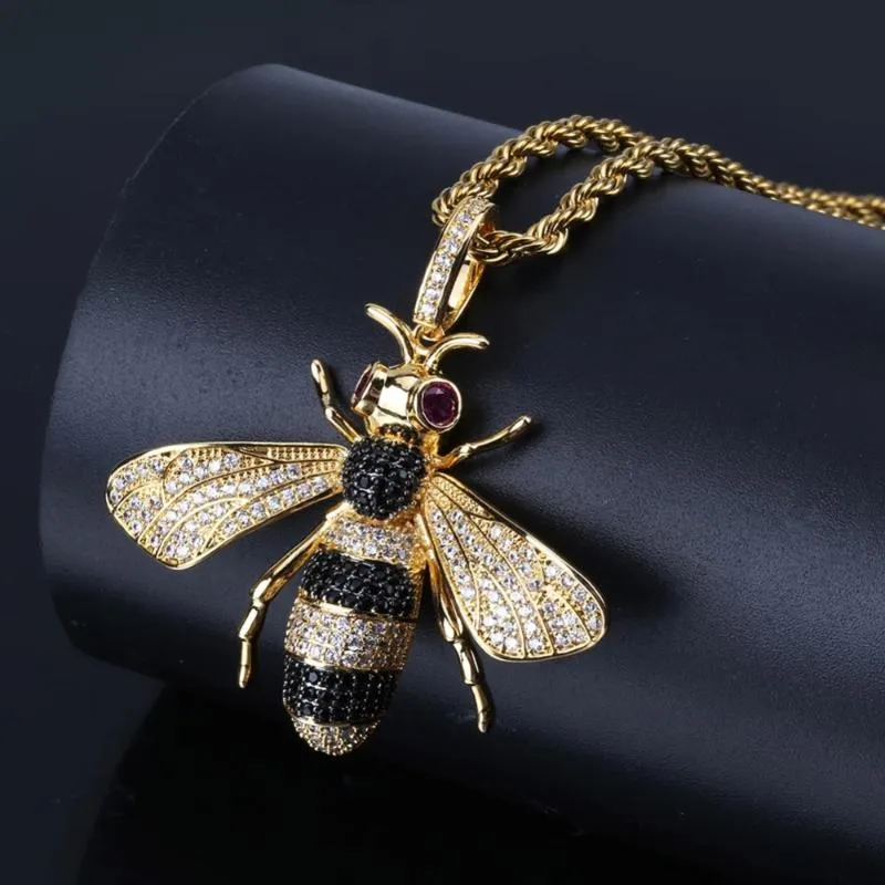 Collane con ciondolo Fascino di moda Bling Oro Bijoux Colore ghiacciato Zircone cubico Collana di api animali Donna uomo Gioielli Hip Hop Regali