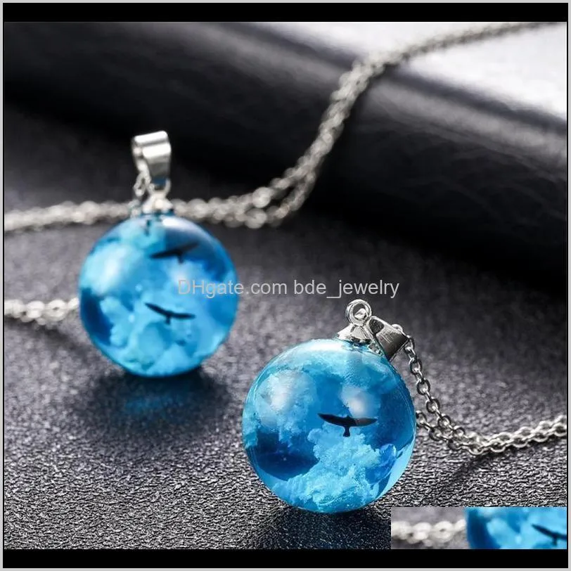 chic transparent resin rould ball moon pendant necklace women blue sky  chain fashion jewelry gifts for girl necklaces