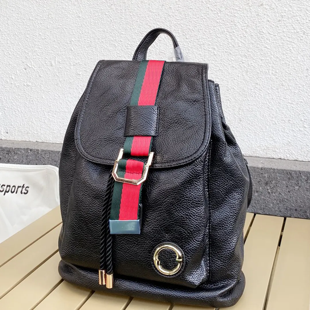 Luxury Designer Italy Brand Genuine Leather Backpack Style Bags High Quality Calfskin Messenger Handbags Fashion Bestselling Women Designers Crossbody Bag